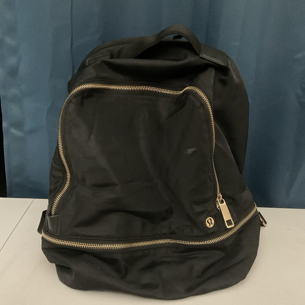 Lululemon backpack